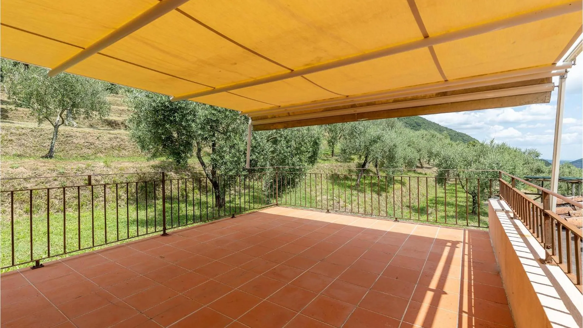 Holiday home Villa Bianca Gello  Italy